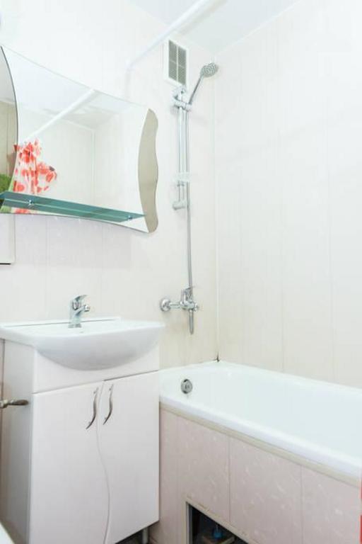 Apartment On Sobornyi Avenue 143 Near Intourist Hotel Zaporizhia Kültér fotó